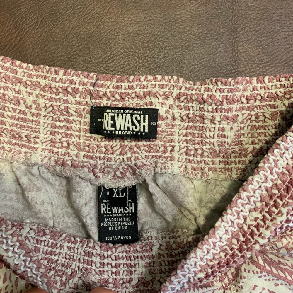 ROMPER SHORTS - Picture 3 of 3
